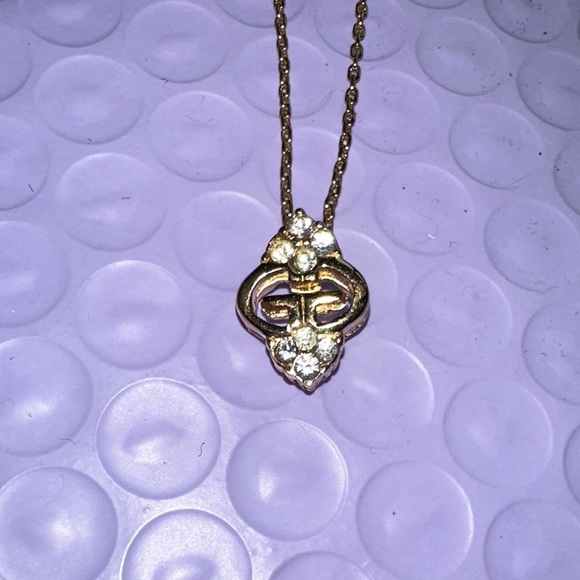 Givenchy Gold Chain Necklace with Pendant - Picture 6 of 6
